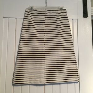 Loft A-line black and white skirt